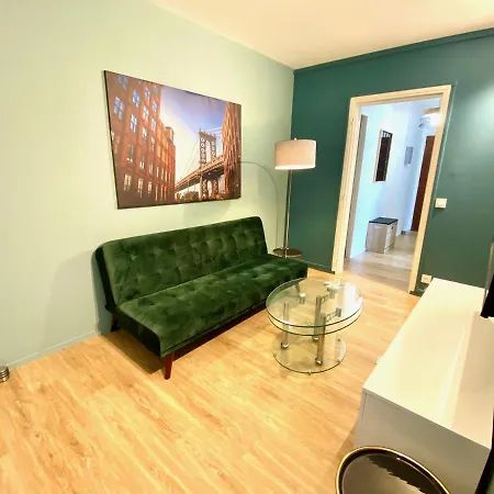 Saturne Yourhosthelper Apartman *